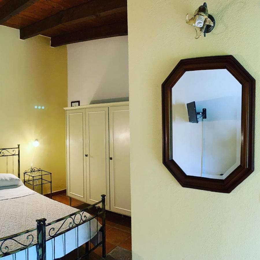 Il Bouganville โอริสตาโน ภายนอก รูปภาพ