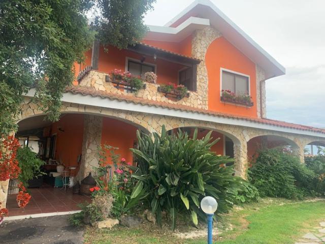 Il Bouganville โอริสตาโน ภายนอก รูปภาพ